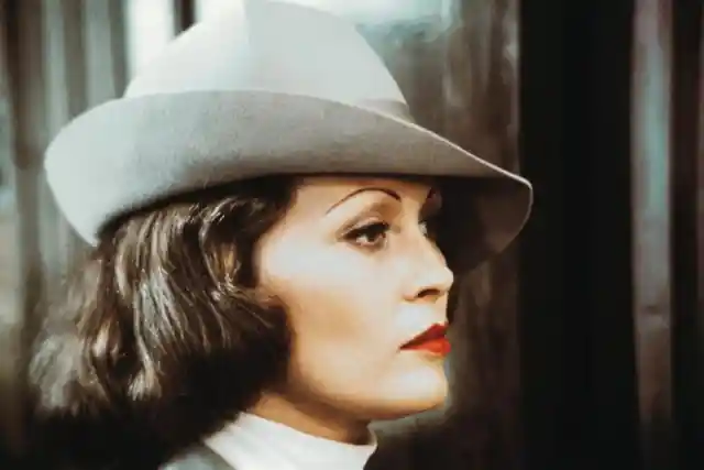 #12. Faye Dunaway