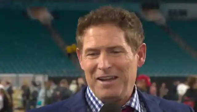 #4. Steve Young (San Francisco 49ers) – $200M