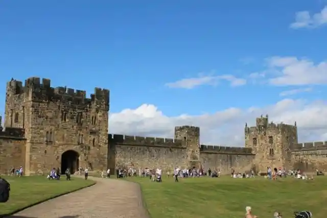 #4. Alnwick Castle