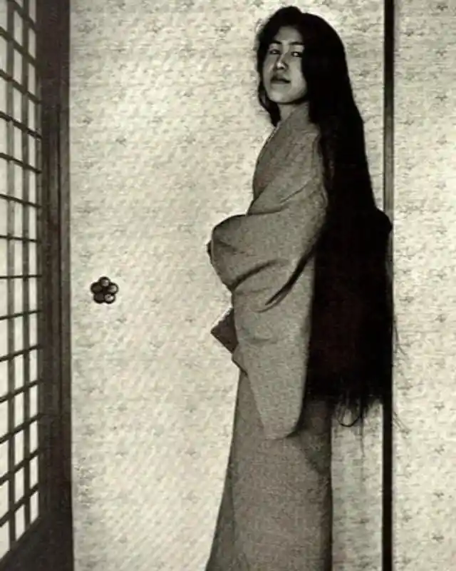 A Geisha Without Makeup, 1905