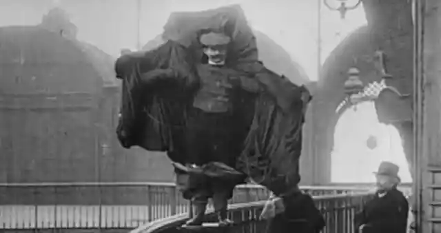 #12. Franz Reichelt&rsquo;s Parachute