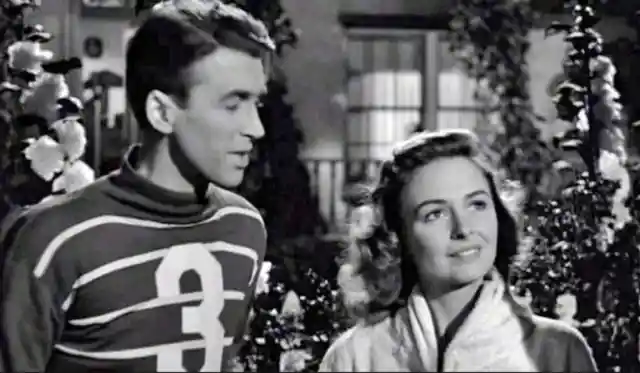 #19. The &ldquo;Lasso The Moon Scene&rdquo;, It&rsquo;s A Wonderful Life