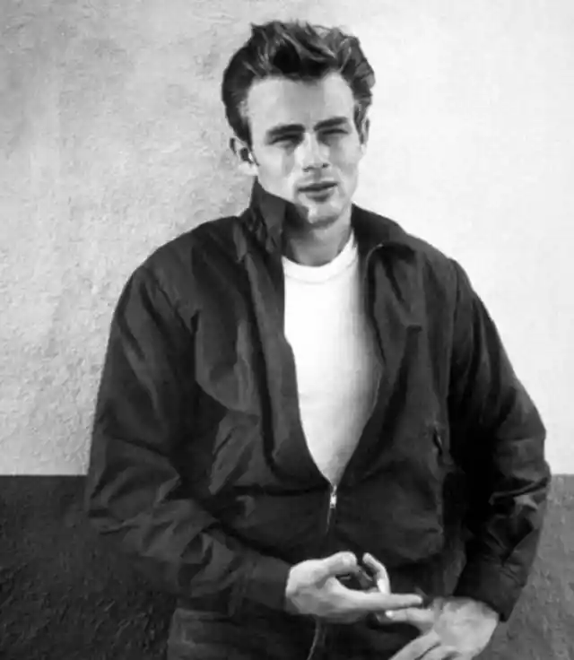 1955: James Dean