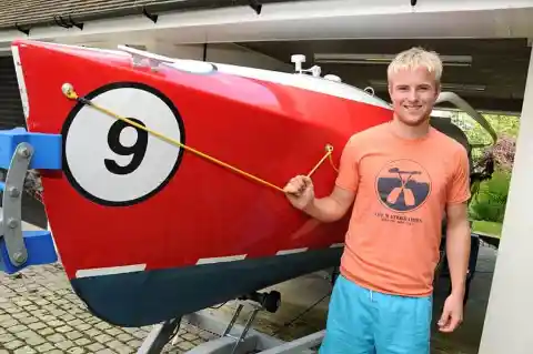 Youngest Solo Row Across Any Ocean