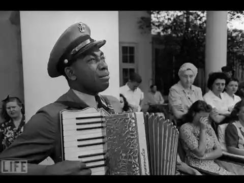 Funeral, 1945