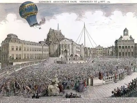 #13. <strong>Jean-Fran&ccedil;ois Pil&acirc;tre De Rozier&rsquo;s Hot-Air Balloon</strong>