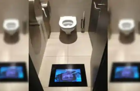 Bathroom Stall Screen