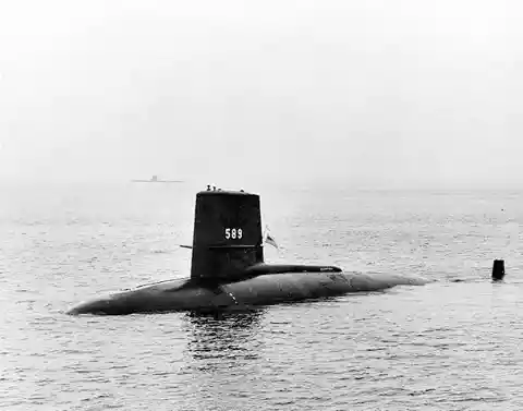 #25. Vanishing Submarines