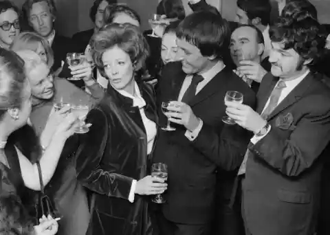 1970: Maggie Smith Wins Academy Award