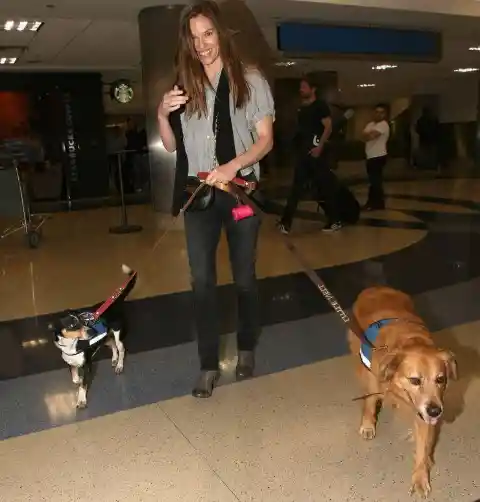 #12. Hillary Swank And Her Bodyguards
