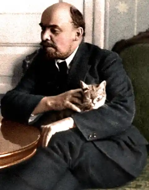 Lenin, The Cat Lover