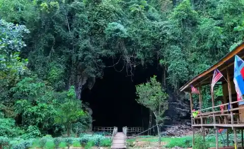 #18. Gomantong Caves &ndash; Malaysia