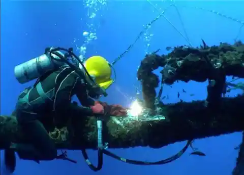 #8. Occupational Divers And Scuba Divers
