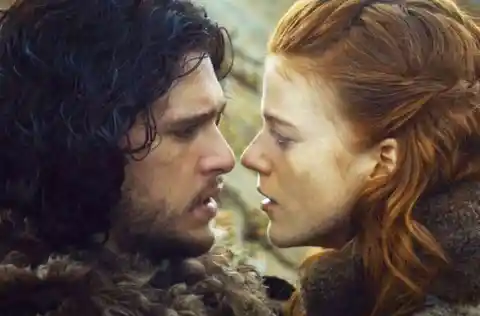 #1. Game Of Thrones – Jon Snow & Ygritte