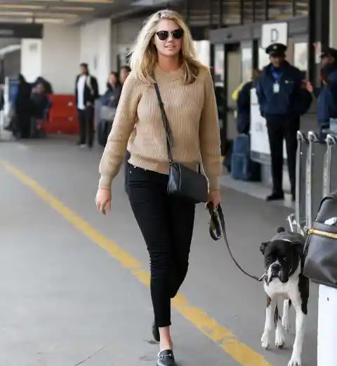 #4. Kate Upton And Her Puppy