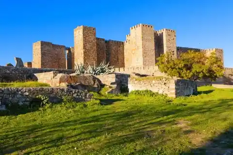 #15. Trujillo Castle, C&aacute;ceres, Spain: Casterly Rock