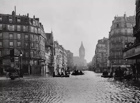 Sailing Through Paris