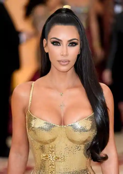 #21. Kim Kardashian Vampirazed