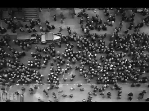 Sea Of Hats, 1930